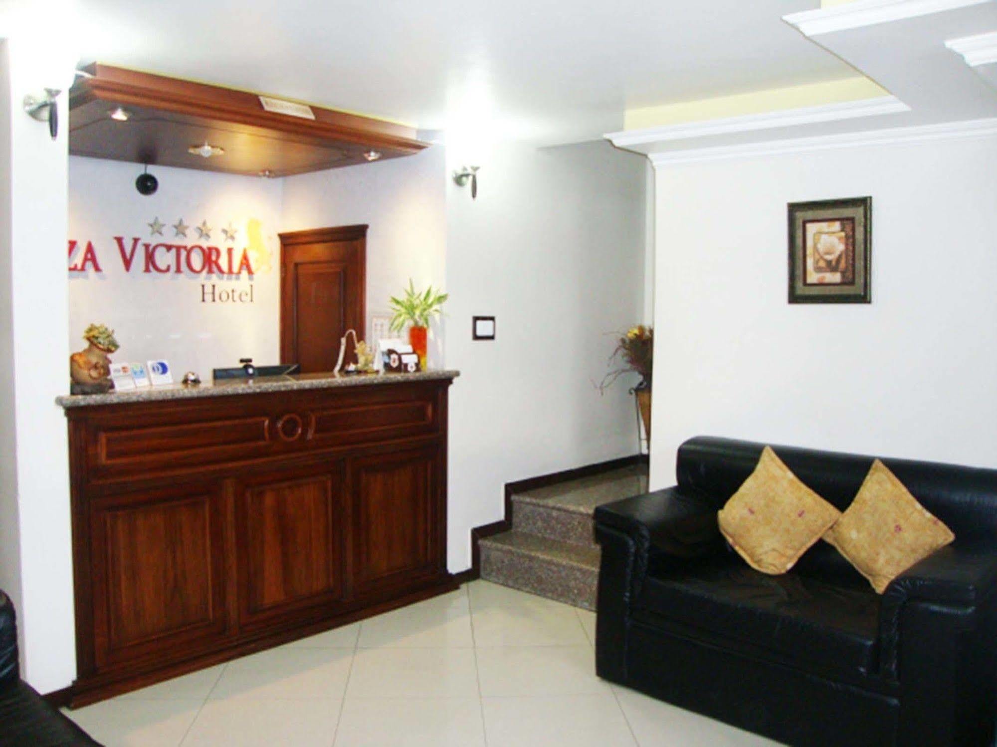 Hotel Plaza Victoria Ibarra Exterior photo